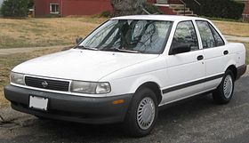 Nissan Sentra E sedan.jpg